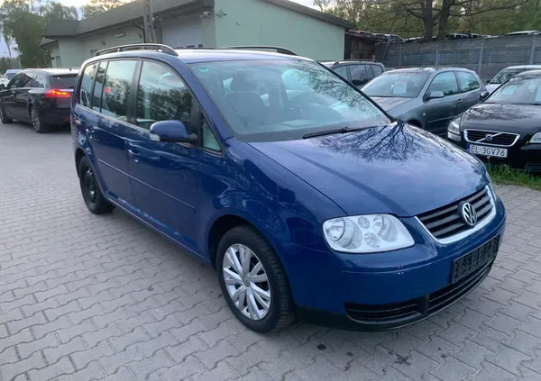 łódzkie Volkswagen Touran cena 11900 przebieg: 216430, rok produkcji 2003 z Bierutów